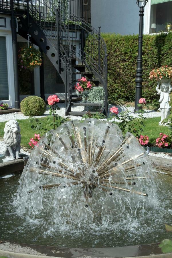 Hotel Villa Am Kurpark Bad Homburg vor der Höhe Eksteriør bilde